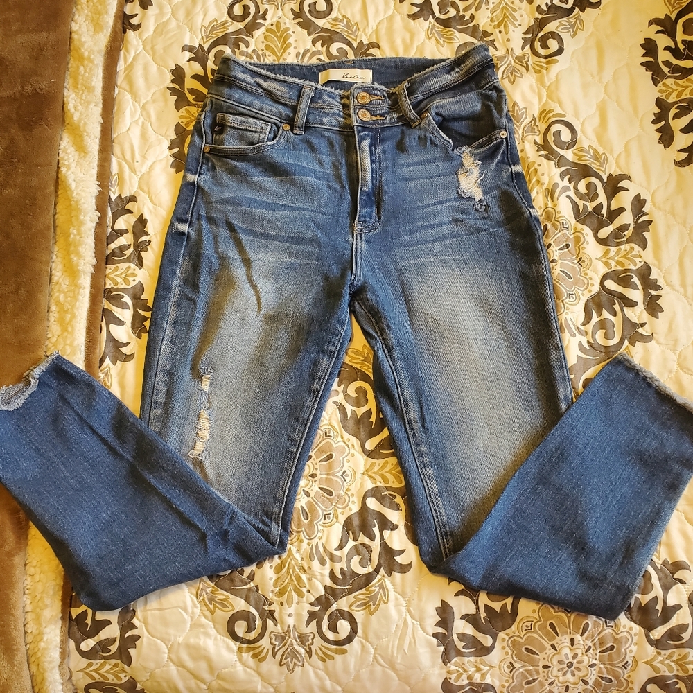 KANCAN High Rise Skinny Crop Leg Jeans Factory Distressed 9/29 Gently Worn